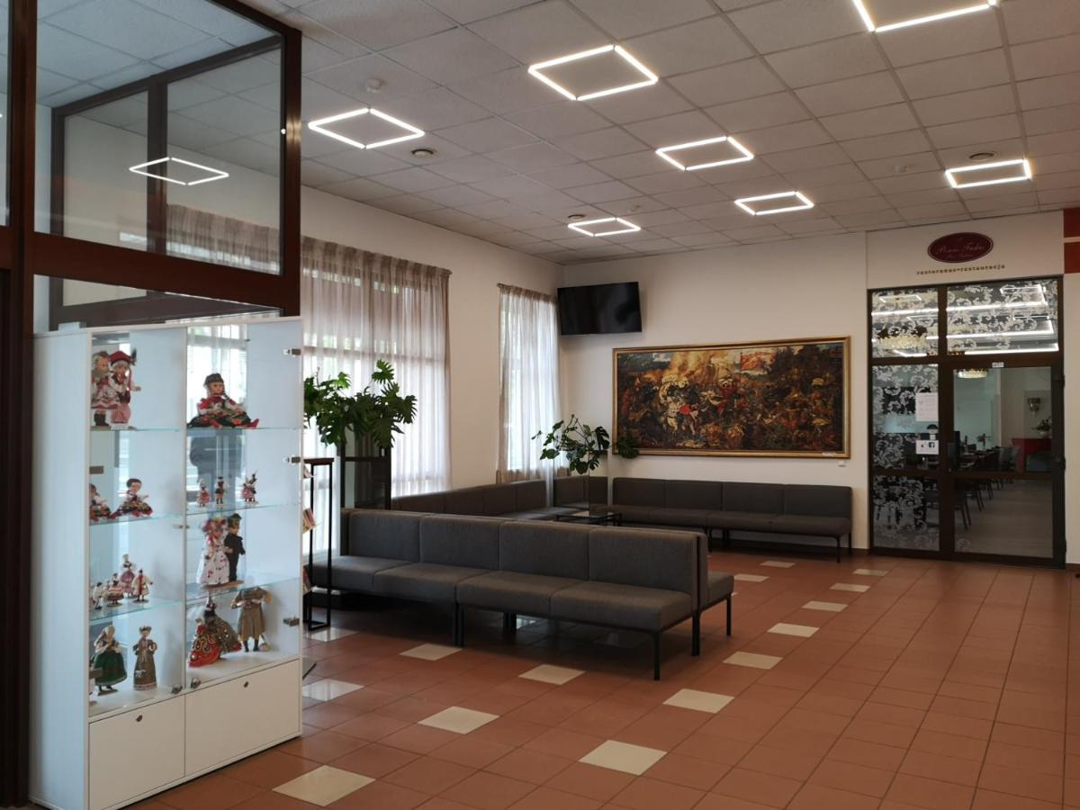 Pan Tadeusz Hotel VNO Eksteriør billede