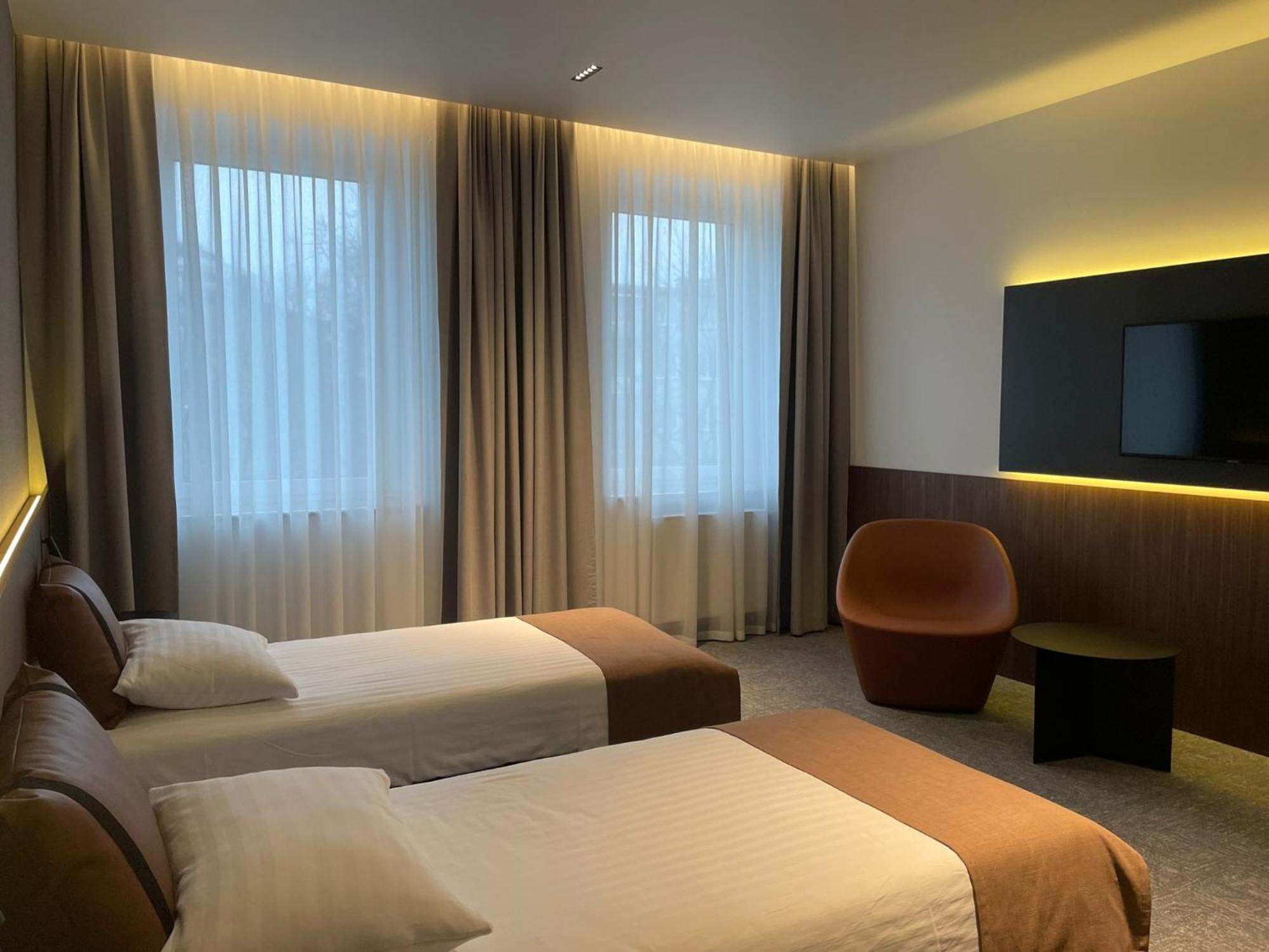 Pan Tadeusz Hotel VNO Eksteriør billede