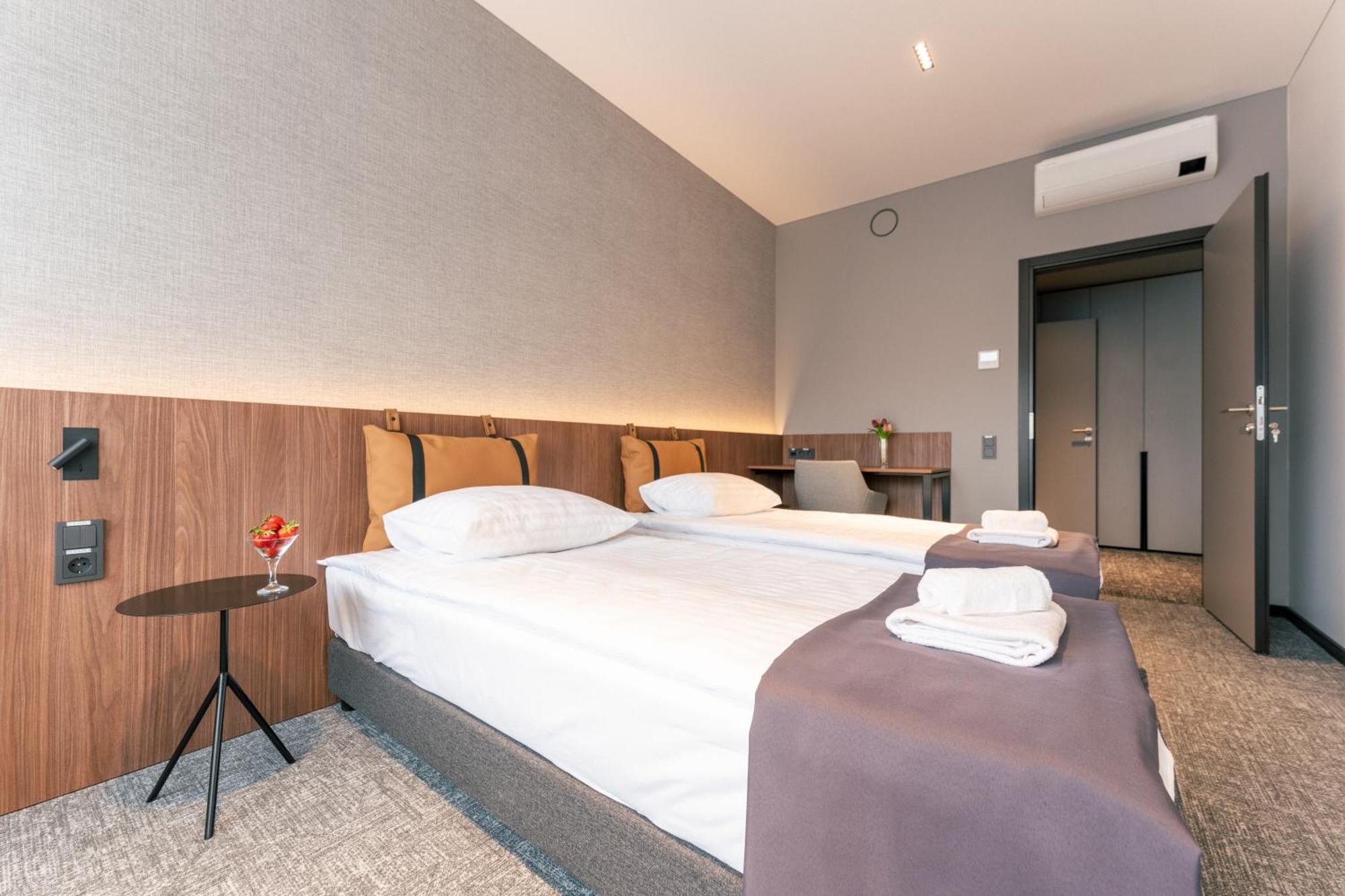 Pan Tadeusz Hotel VNO Eksteriør billede
